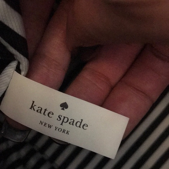 KATE SPADE LEATHER PURSE/TRAVEL BAG - Picture 6 of 8